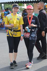 BIB: 0032
                            <button type="button" onclick="openModal(5247253)" class="btn btn-primary btn-sm float-right btn-popup" data-toggle="modal" data-target=".modal-high-quality">
                        <i class="fas fa-shopping-cart"></i> Add to Cart
                    </button>
                                            <button type="button" onclick="isThisMe(5247253, true)" class="btn btn-success btn-sm float-right btn-popup btn-isme hidden" data-toggle="tooltip" data-placement="bottom" title="นี่คือรูปของคุณใช่ไหม คลิกที่นี่เพื่อเอาเข้าอัลบั้ม">
                        <i class="fas fa-plus"></i> Add to album
                    </button>
                    <button type="button" onclick="isThisMe(5247253, false)" class="btn btn-warning btn-sm float-right btn-popup btn-isnotme hidden">
                        <i class="fas fa-ban"></i> Remove from album
                    </button>